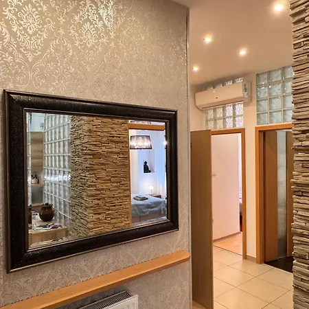 Hollan49 Luxury At The Danube, *